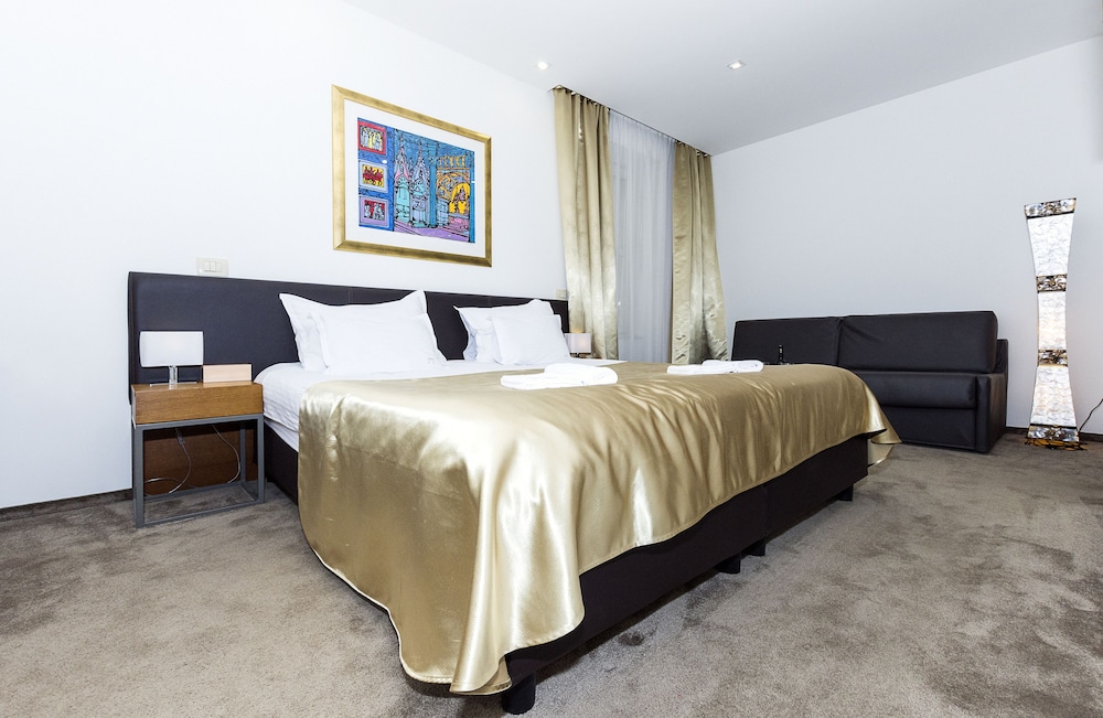 Hotel Marul — Hotel rooms in Split, Split-Dalmatia