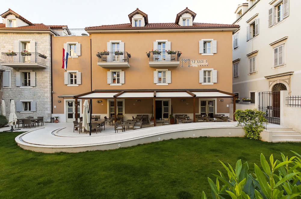 Hotel Marul — Hotel building in Split, Split-Dalmatia