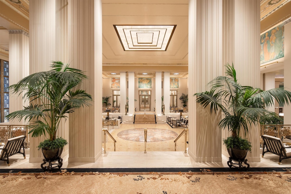 Waldorf Astoria New York — Hotel building in New York City, New York State