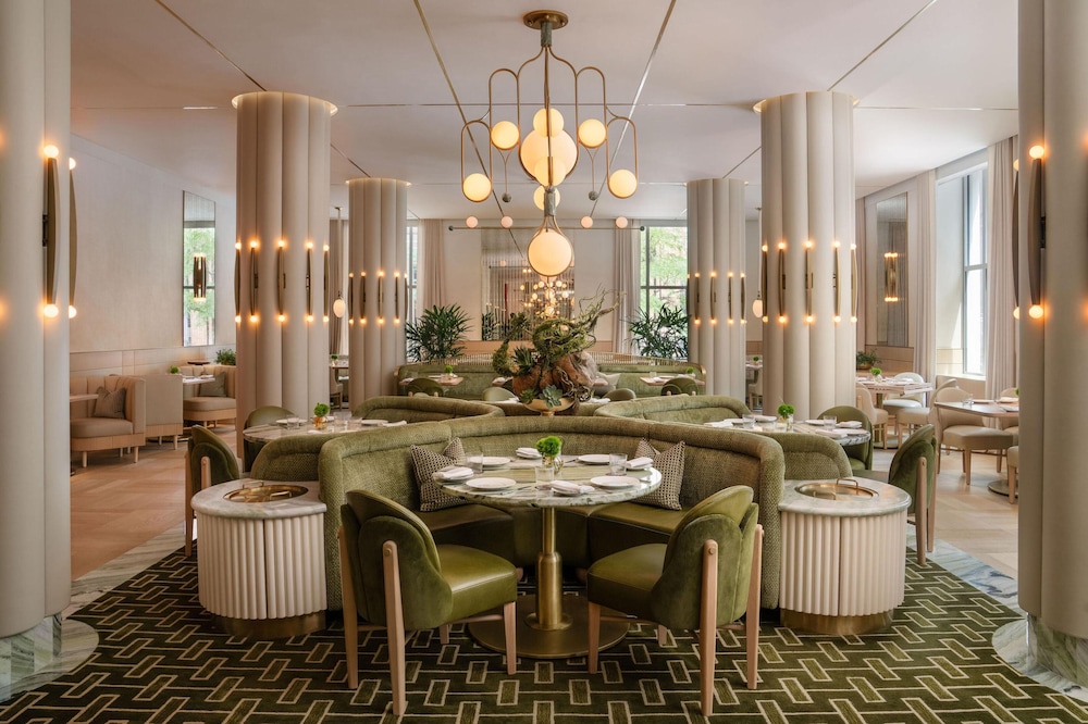 Waldorf Astoria New York — Restaurant & bars in New York City, New York State