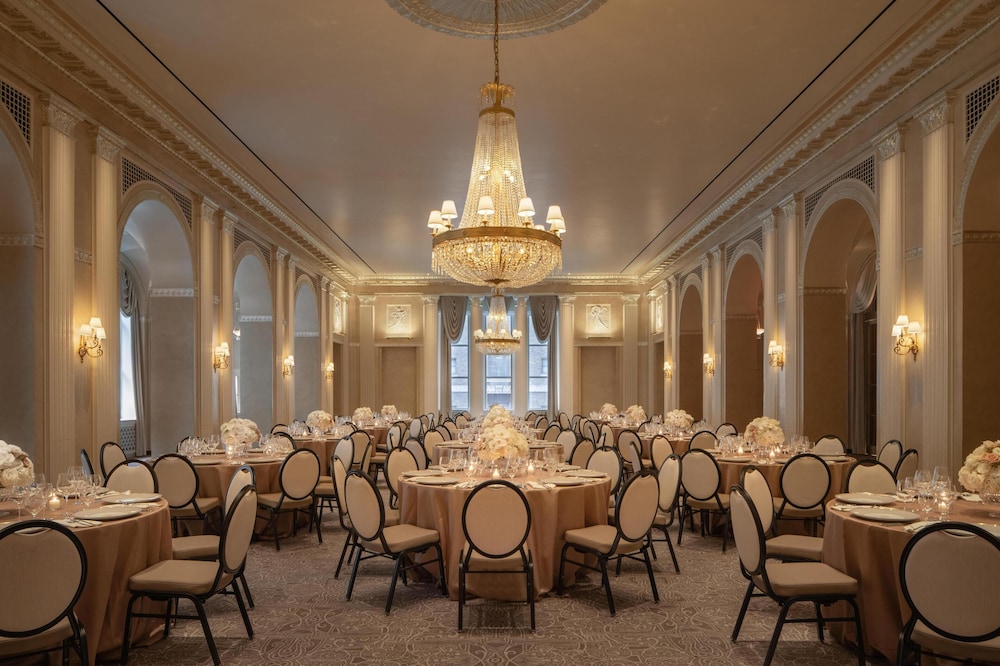 Waldorf Astoria New York — Restaurant & bars in New York City, New York State
