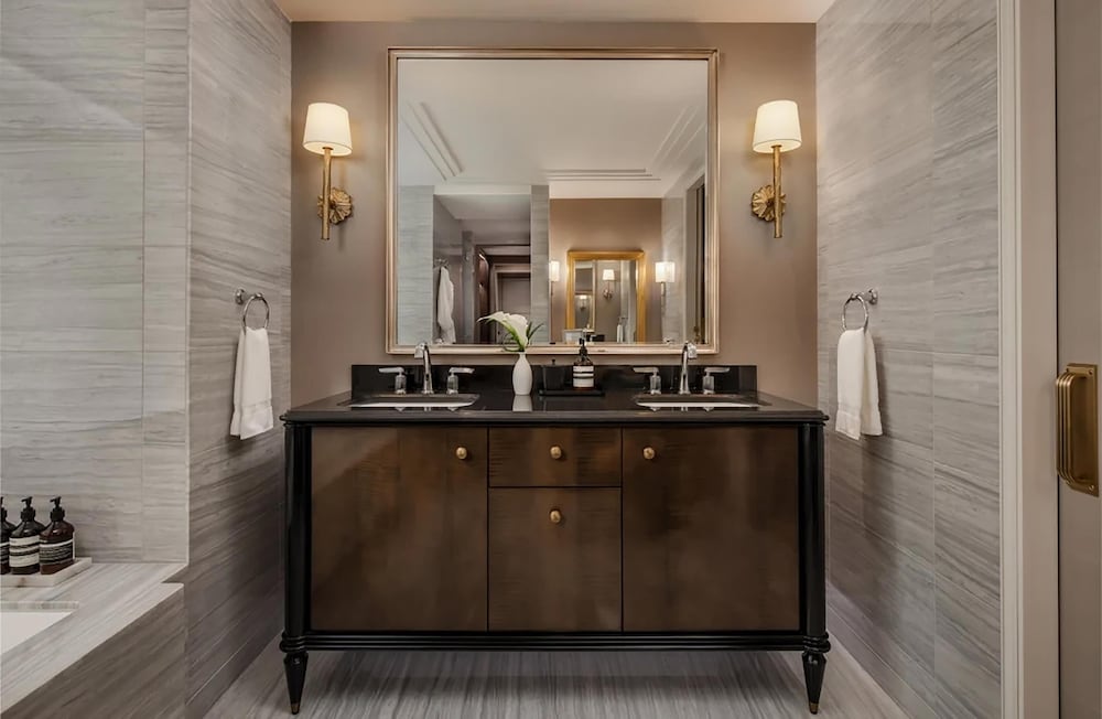 Waldorf Astoria New York — Hotel rooms in New York City, New York State