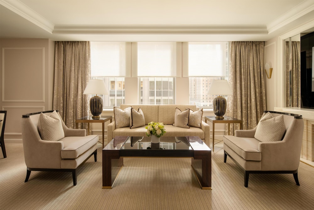 Waldorf Astoria New York — Hotel rooms in New York City, New York State