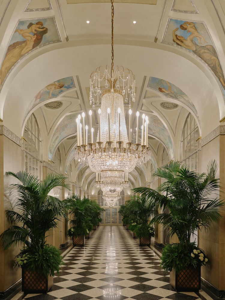 Waldorf Astoria New York — Hotel building in New York City, New York State