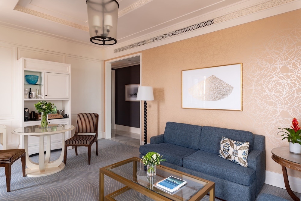 Four Seasons Resort Dubai at Jumeirah Beach — Hotel rooms in Dubai
