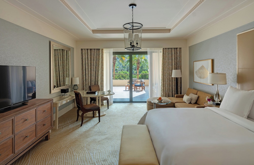 Four Seasons Resort Dubai at Jumeirah Beach — Hotel rooms in Dubai