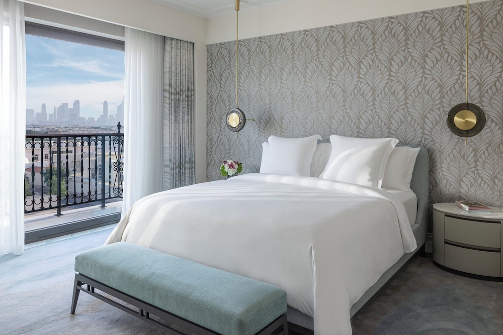 Four Seasons Resort Dubai at Jumeirah Beach — Hotel rooms in Dubai