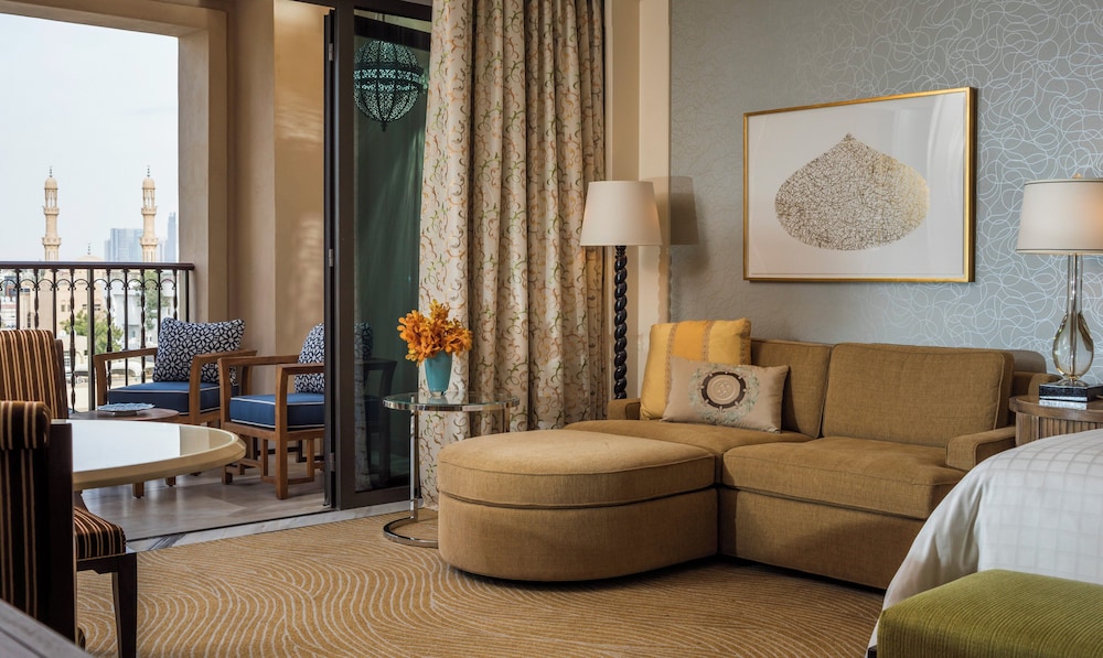 Four Seasons Resort Dubai at Jumeirah Beach — Hotel rooms in Dubai