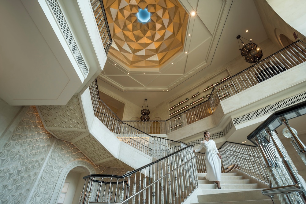 Four Seasons Resort Dubai at Jumeirah Beach — Hotel building in Dubai