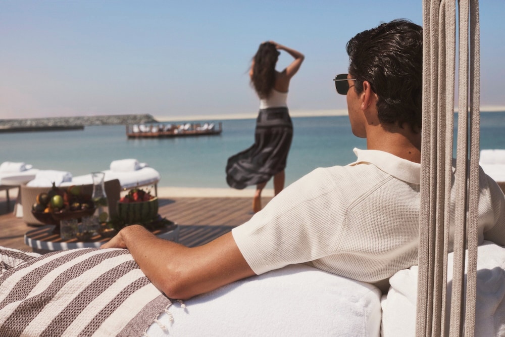 Four Seasons Resort Dubai at Jumeirah Beach — Beach in Dubai