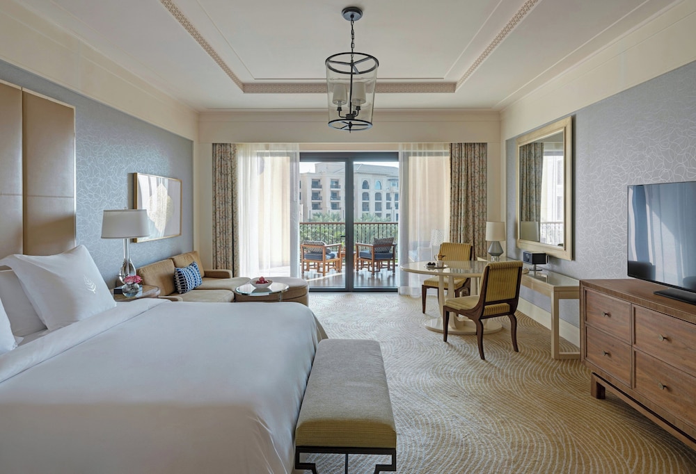 Four Seasons Resort Dubai at Jumeirah Beach — Hotel rooms in Dubai