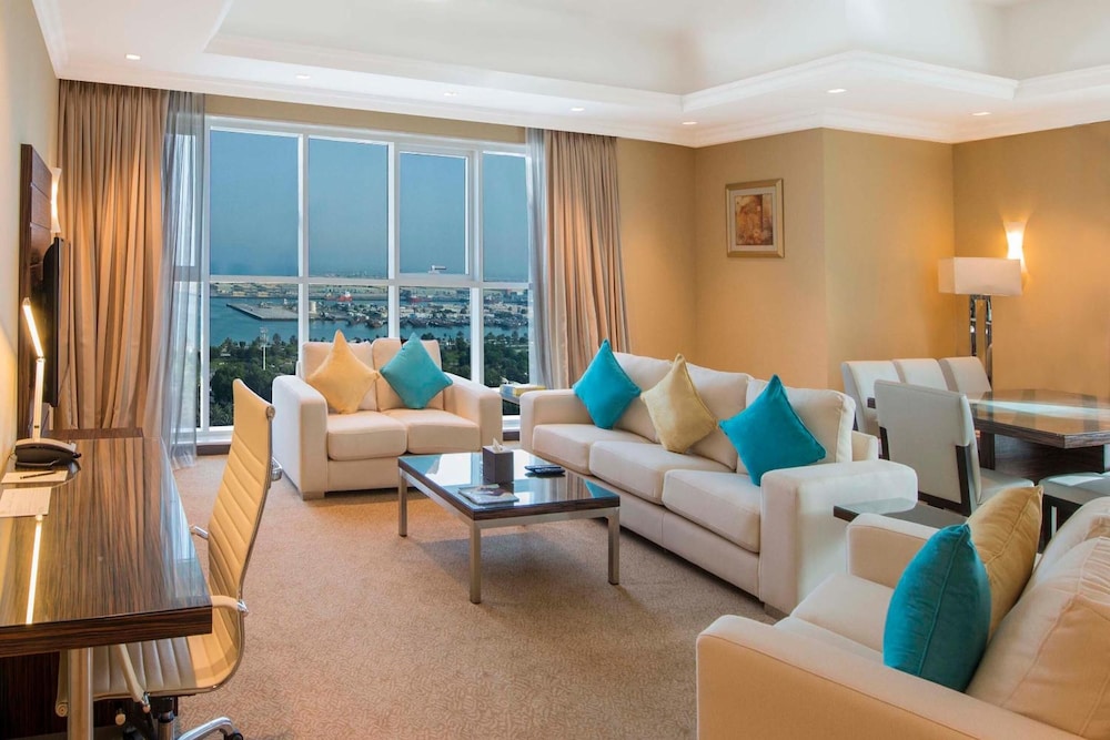 Jannah Burj Al Sarab — Hotel rooms in Abu Dhabi