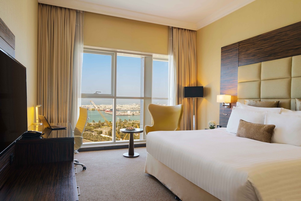 Jannah Burj Al Sarab — Hotel rooms in Abu Dhabi