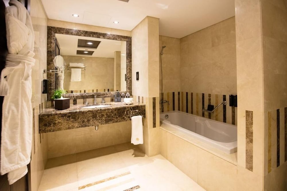 Jannah Burj Al Sarab — Hotel rooms in Abu Dhabi