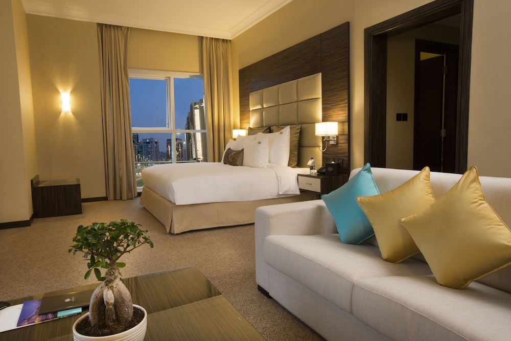 Jannah Burj Al Sarab — Hotel rooms in Abu Dhabi