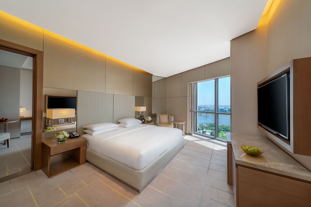 Hyatt Regency Dubai Creek Heights — Hotel rooms in Dubai