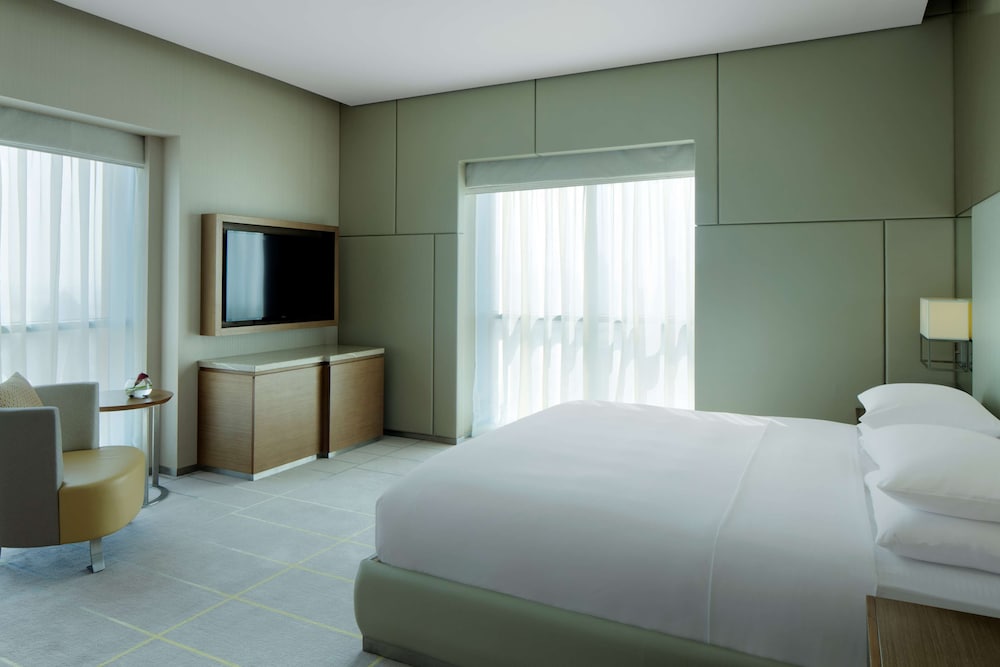 Hyatt Regency Dubai Creek Heights — Hotel rooms in Dubai