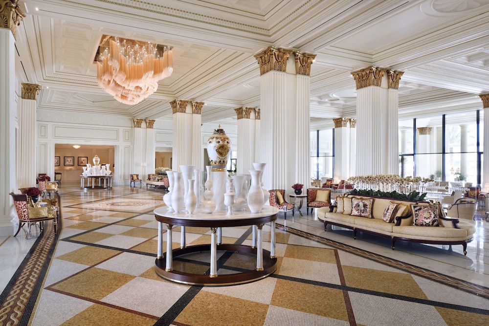 Palazzo Versace Dubai — Hotel building in Dubai