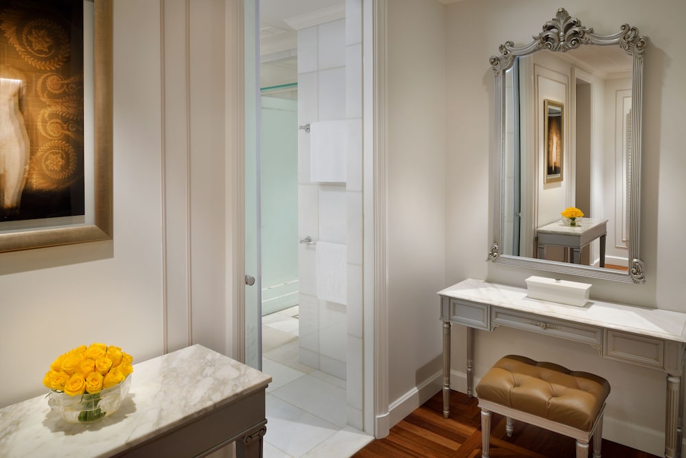 Palazzo Versace Dubai — Hotel rooms in Dubai