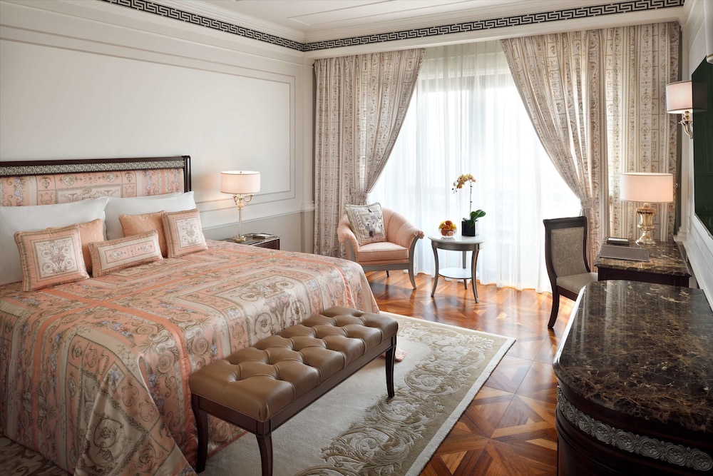 Palazzo Versace Dubai — Hotel rooms in Dubai
