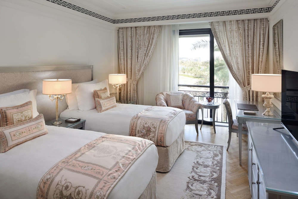 Palazzo Versace Dubai — Hotel rooms in Dubai
