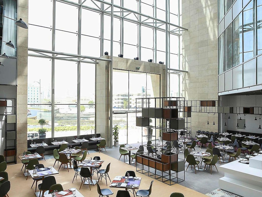ibis Styles Dubai Jumeira — Restaurant & bars in Dubai