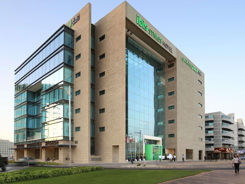 ibis Styles Dubai Jumeira — Hotel building in Dubai