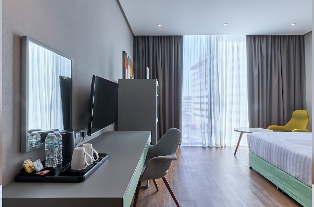 ibis Styles Dubai Jumeira — Hotel rooms in Dubai