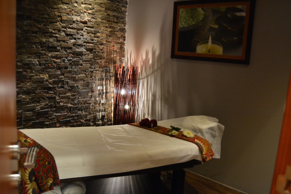 ibis Styles Dubai Jumeira — Spa in Dubai