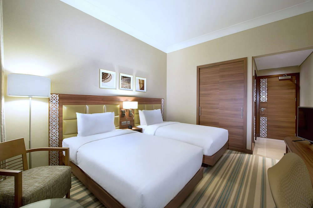 Hilton Garden Inn Dubai Jumeirah — Hotel rooms in Dubai