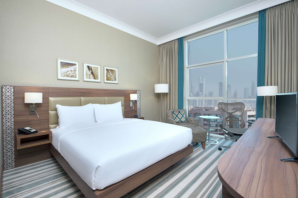 Hilton Garden Inn Dubai Jumeirah — Hotel rooms in Dubai