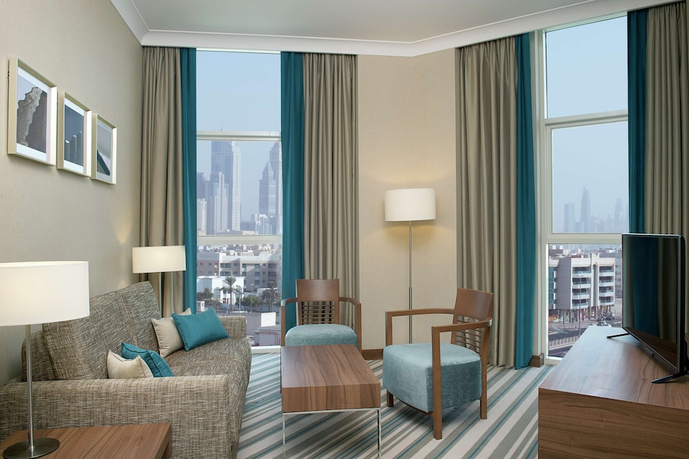 Hilton Garden Inn Dubai Jumeirah — Hotel rooms in Dubai