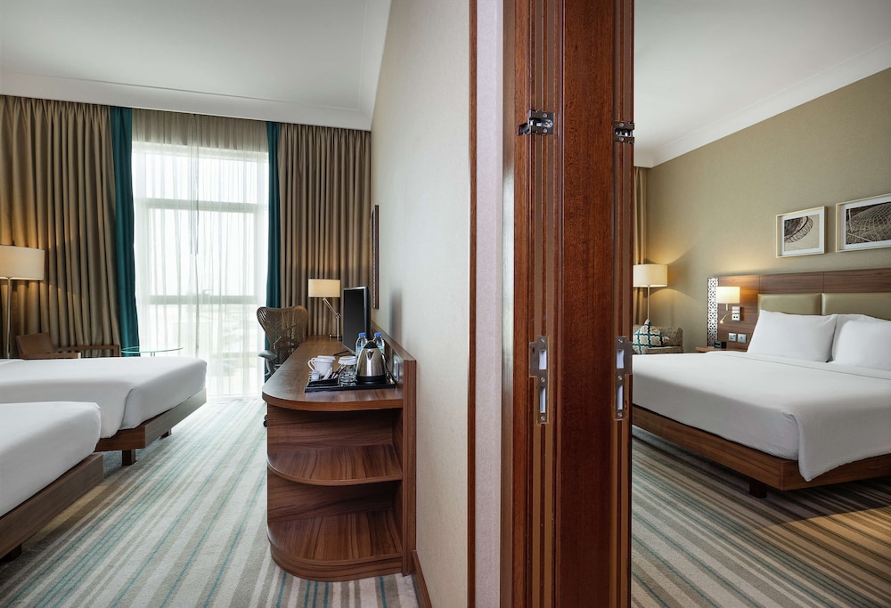 Hilton Garden Inn Dubai Jumeirah — Hotel rooms in Dubai