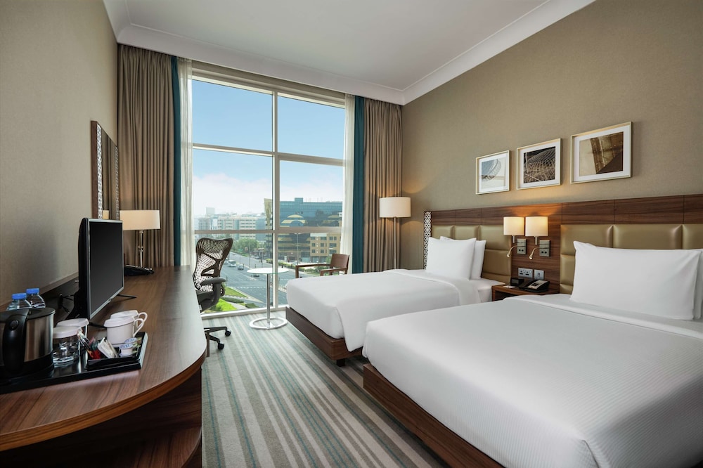 Hilton Garden Inn Dubai Jumeirah — Hotel rooms in Dubai
