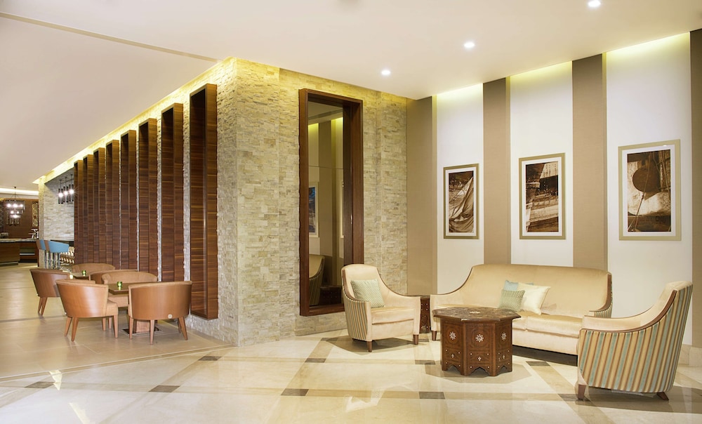 Hilton Garden Inn Dubai Jumeirah — Hotel building in Dubai