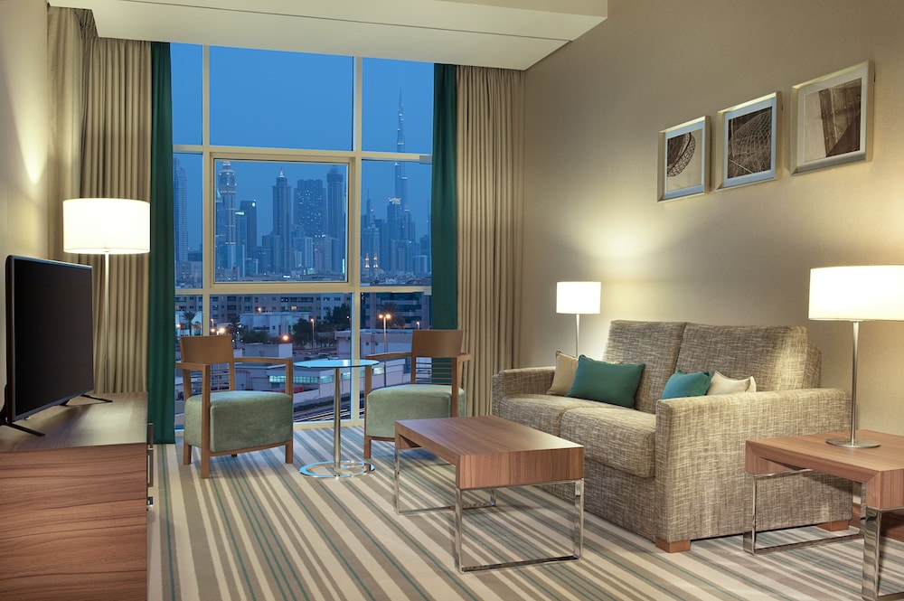 Hilton Garden Inn Dubai Jumeirah — Hotel rooms in Dubai