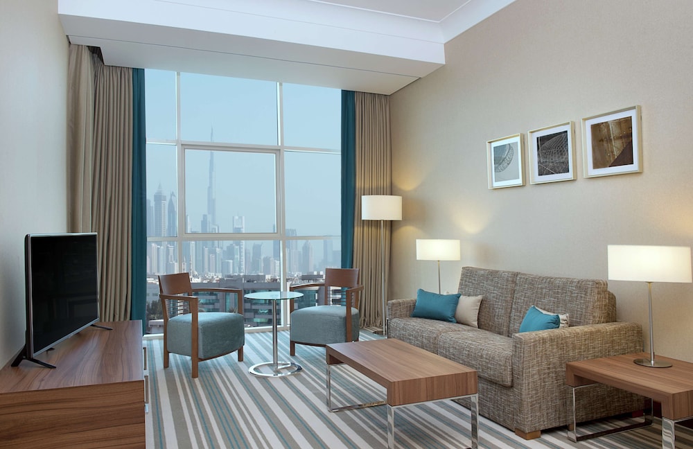 Hilton Garden Inn Dubai Jumeirah — Hotel rooms in Dubai