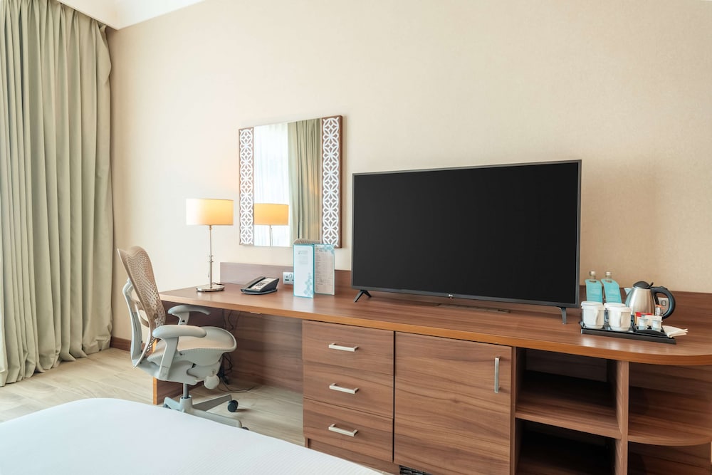Hilton Garden Inn Dubai Jumeirah — Hotel rooms in Dubai