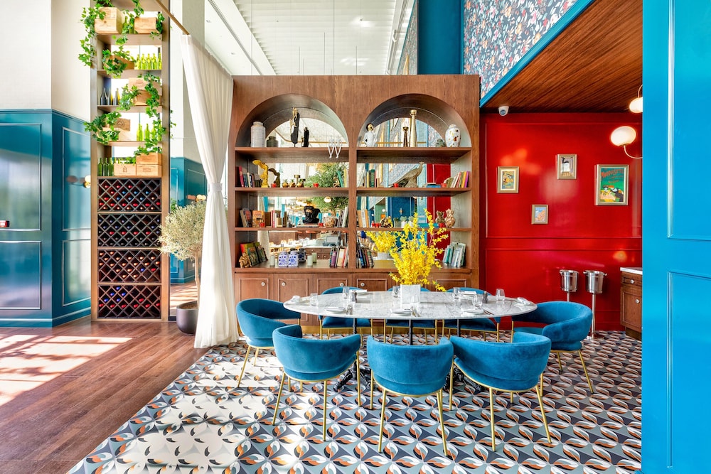 Pullman Dubai Downtown — Restaurant & bars in Dubai