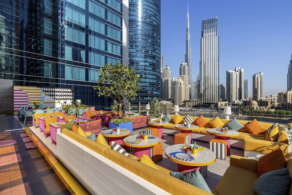 Pullman Dubai Downtown — Restaurant & bars in Dubai