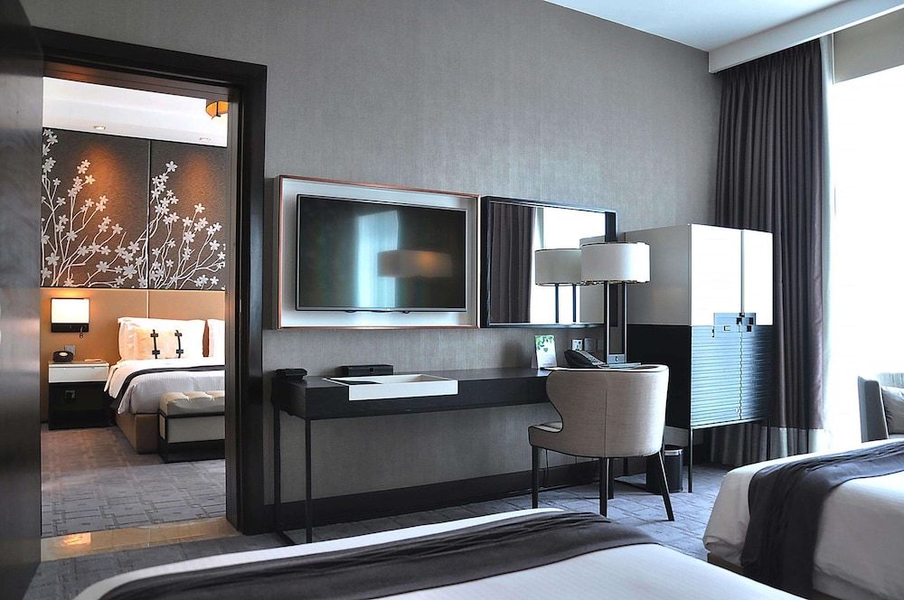 Pullman Dubai Downtown — Hotel rooms in Dubai