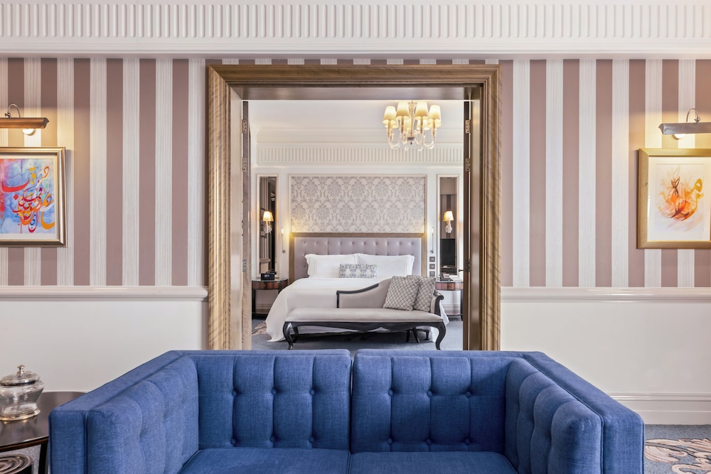 Al Habtoor Palace - Preferred Hotels & Resorts — Hotel rooms in Dubai
