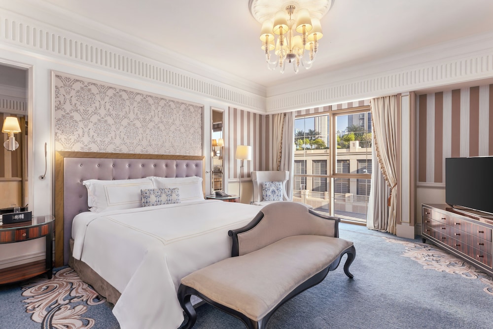 Al Habtoor Palace - Preferred Hotels & Resorts — Hotel rooms in Dubai