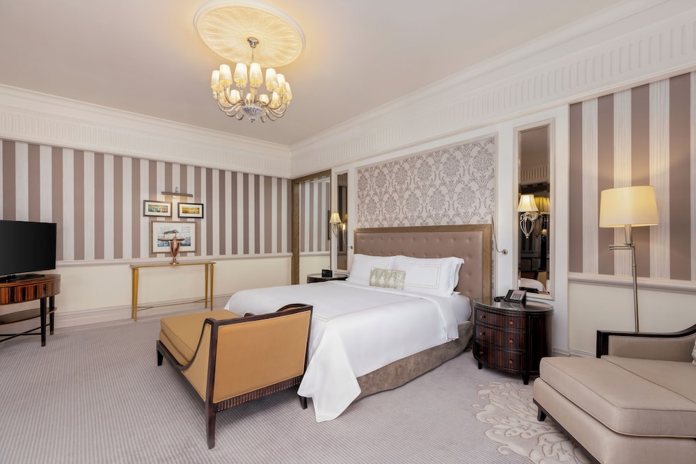 Al Habtoor Palace - Preferred Hotels & Resorts — Hotel rooms in Dubai