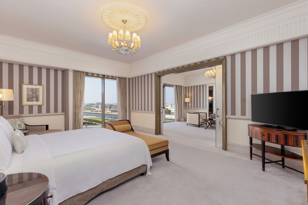 Al Habtoor Palace - Preferred Hotels & Resorts — Hotel rooms in Dubai