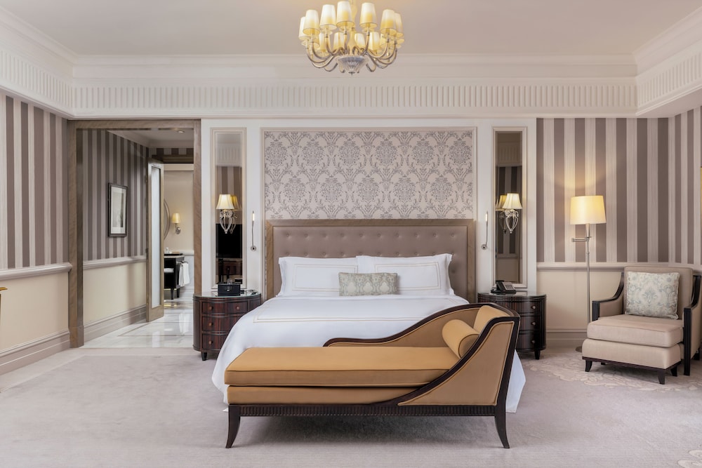 Al Habtoor Palace - Preferred Hotels & Resorts — Hotel rooms in Dubai