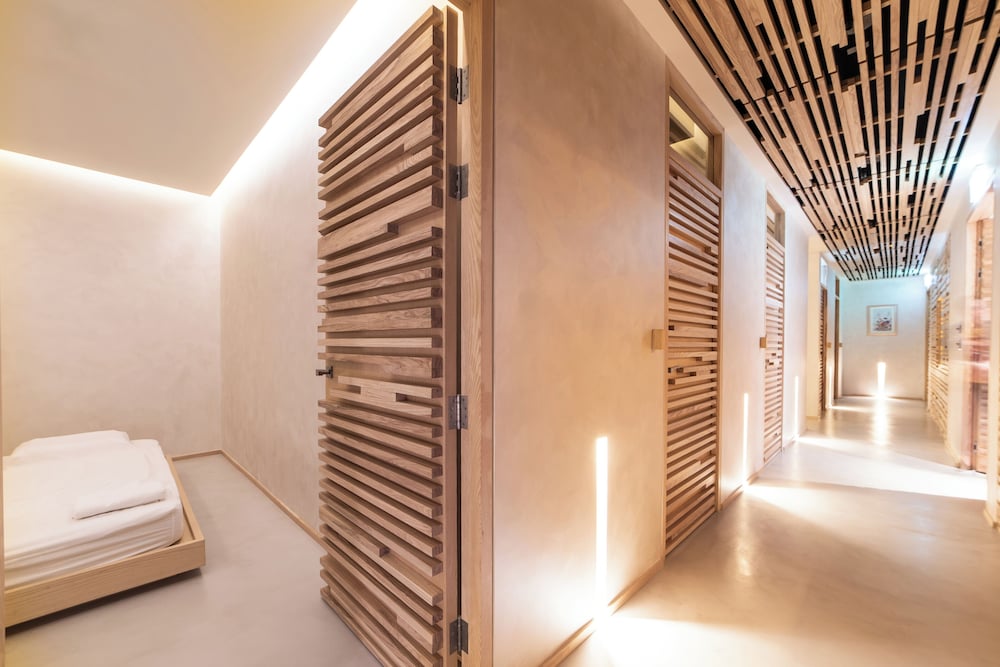 ibis Styles Dragon Mart Dubai — Hotel rooms in Dubai