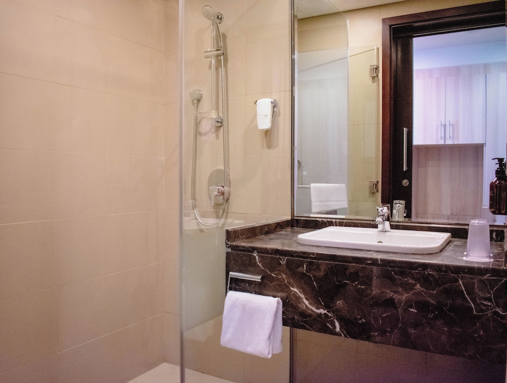 ibis Styles Dragon Mart Dubai — Hotel rooms in Dubai