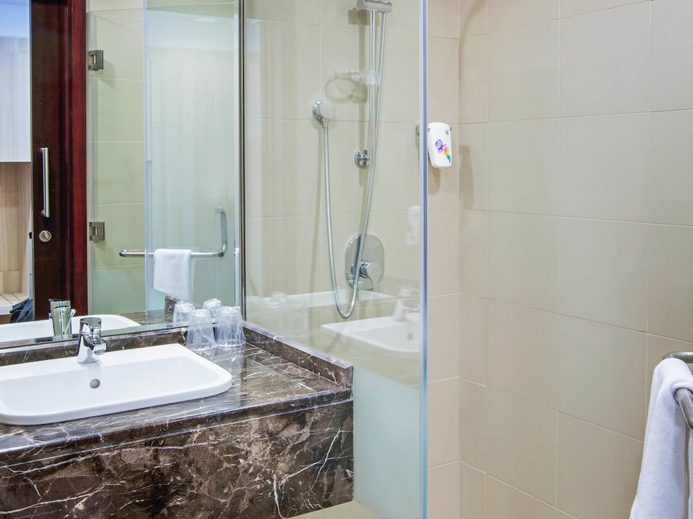 ibis Styles Dragon Mart Dubai — Hotel rooms in Dubai