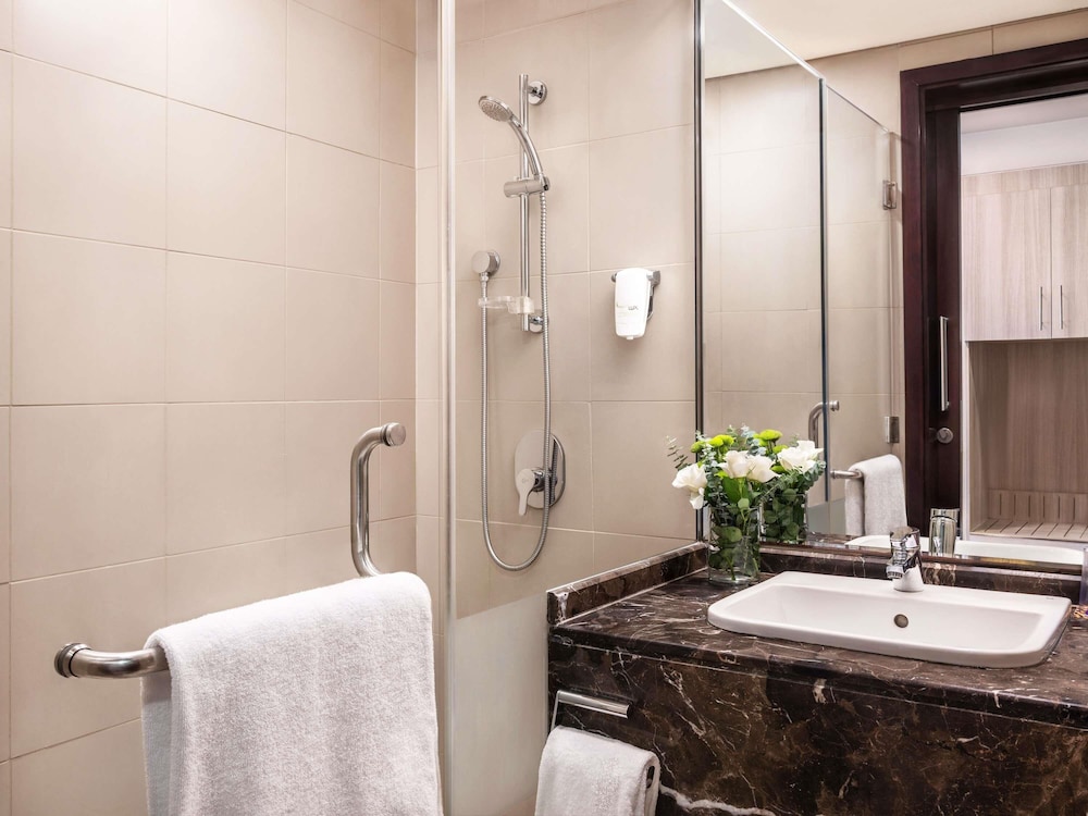 ibis Styles Dragon Mart Dubai — Hotel rooms in Dubai
